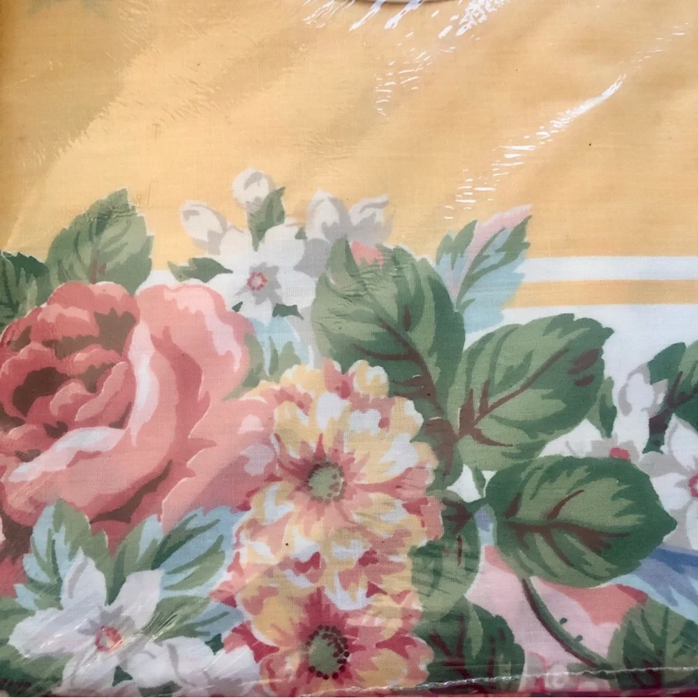 Vtg Croscill Princess Blouson Valance Yellow Pink Cottage Floral Stripe 15 x 86